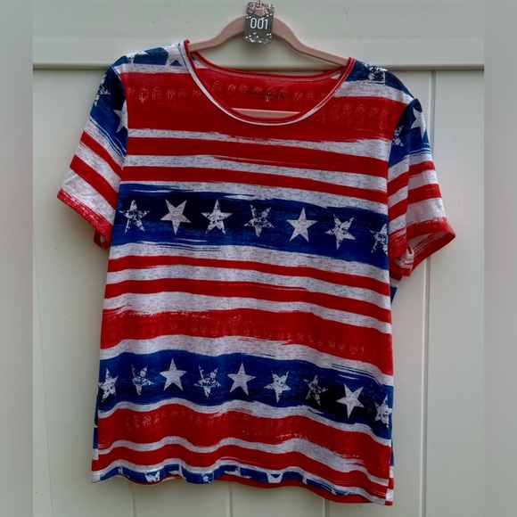 Gloria Vanderbilt Patriotic Top, Size Large, NWOT. Stars And Stripes Pattern - Picture 1 of 5